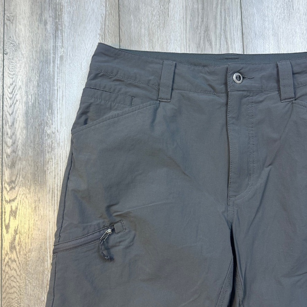 Patagonia Quandary Shorts Mens 33 Gray Hiking Stretch Quick Dry Outdoors * - Picture 2 of 12